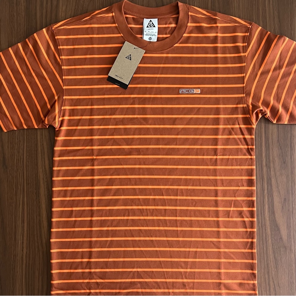 ($65) Nike ACG Dri-FIT Striped Loose Fit T-Shirt Mens XS Brown Orange FB8129-246